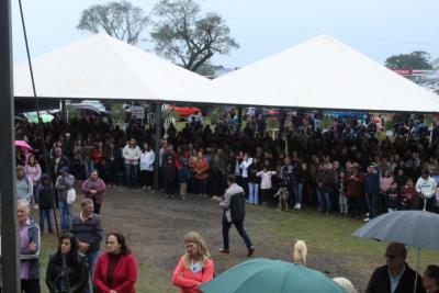 Missa em louvor ao Bom Jesus em Campo Mendes teve o PÃ¡roco SebastiÃ£o presidindo com liturgia da RÃ¡dio Campo Aberto